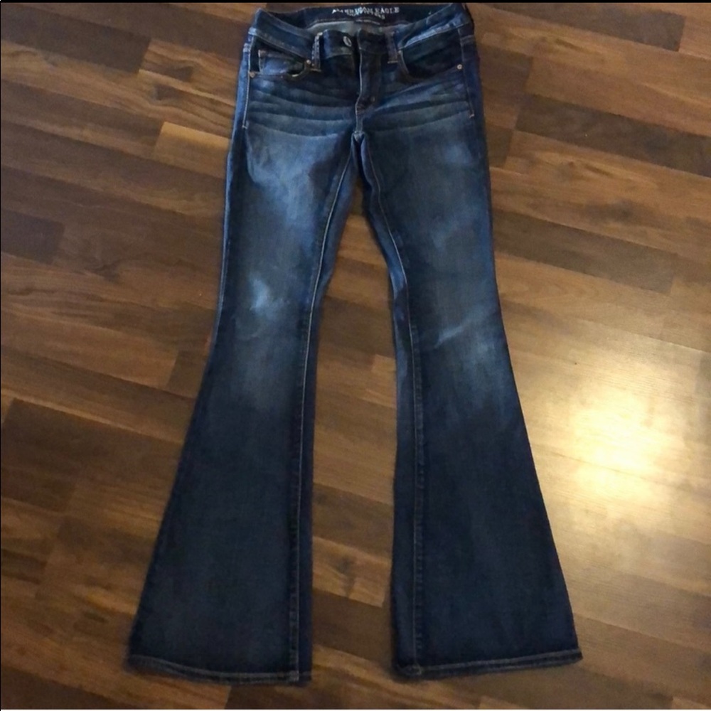 American Eagle Size 2 Regular Artist Flare Jeans